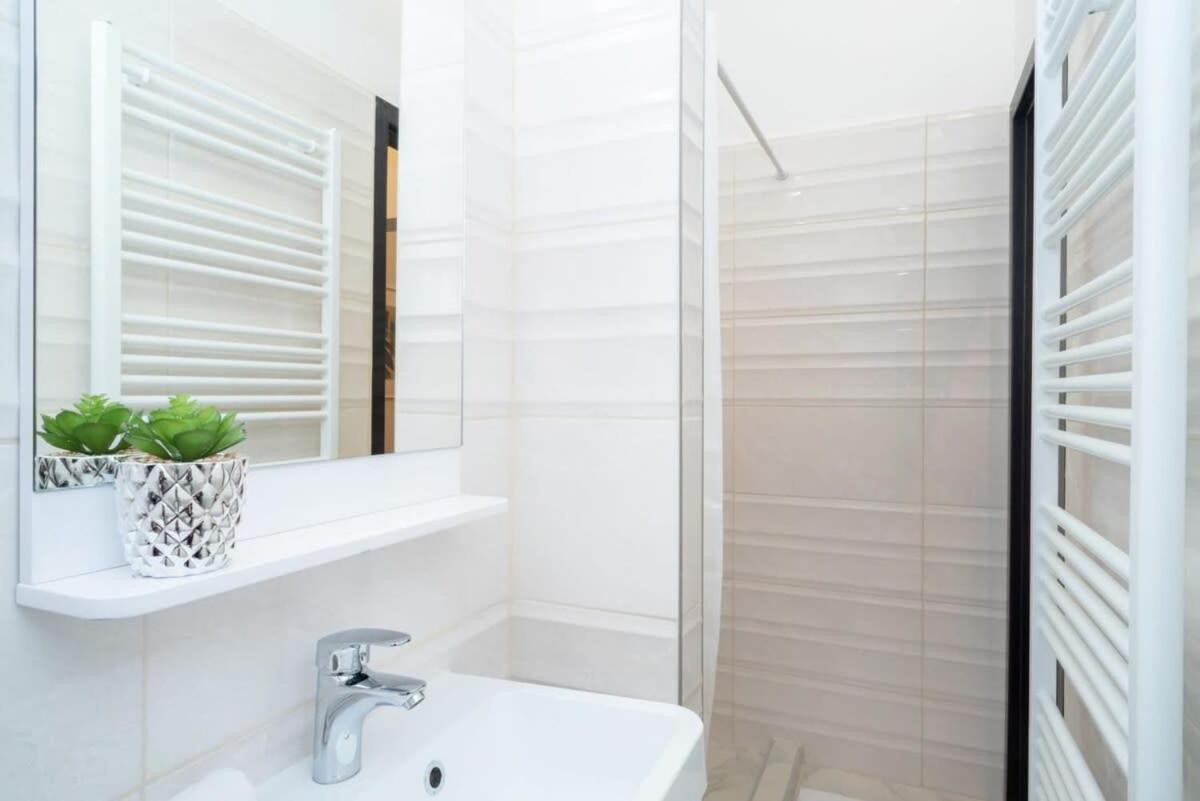 Ultra Central Large Stylish Apartment Budapest Esterno foto